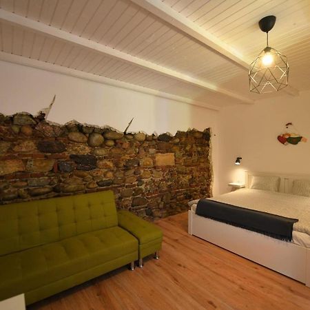 La Mosie Hotel Hateg Bagian luar foto
