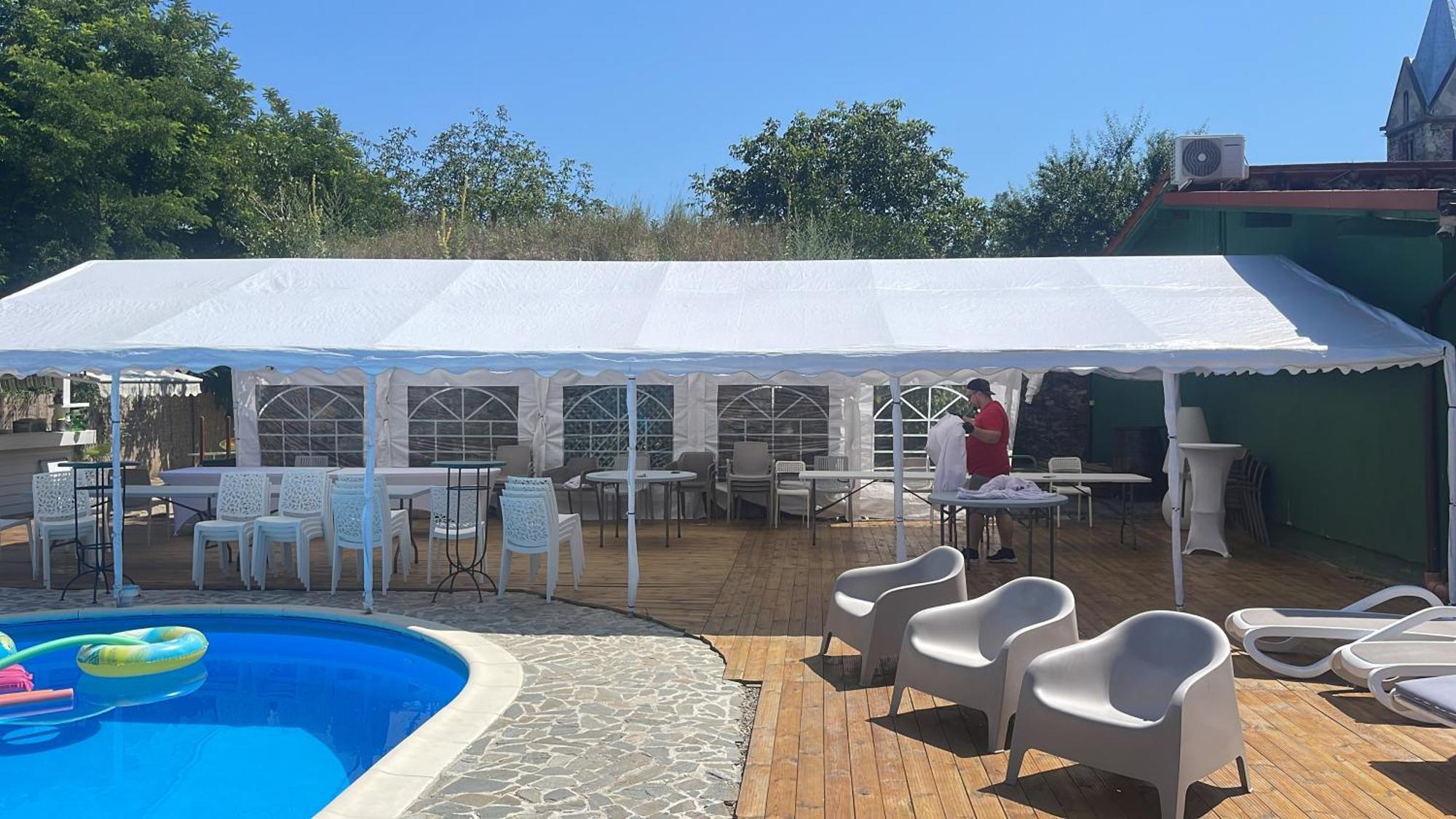 La Mosie Hotel Hateg Bagian luar foto