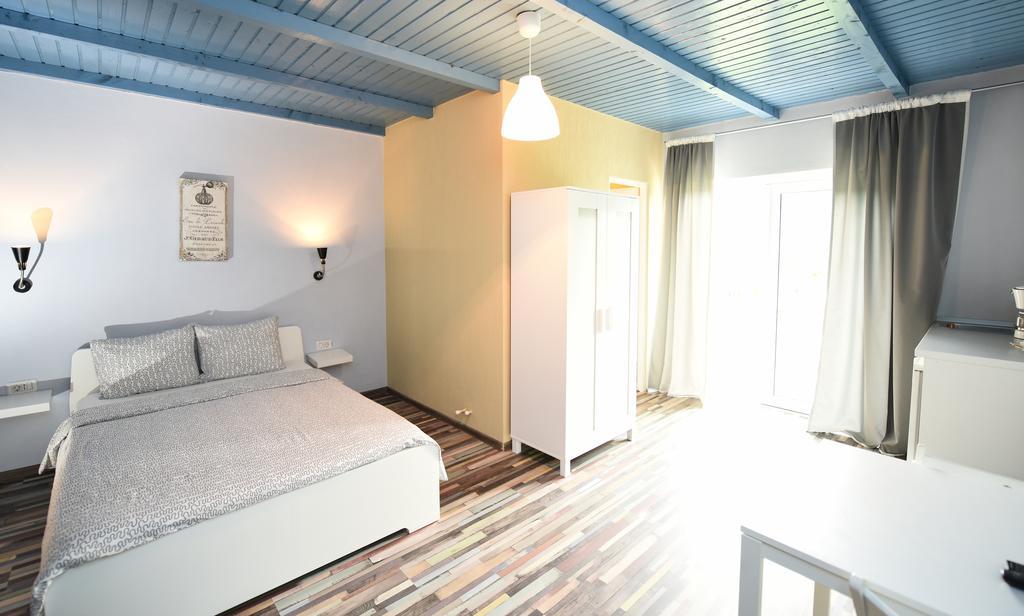 La Mosie Hotel Hateg Bagian luar foto