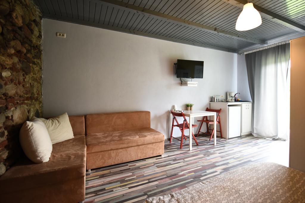 La Mosie Hotel Hateg Bagian luar foto