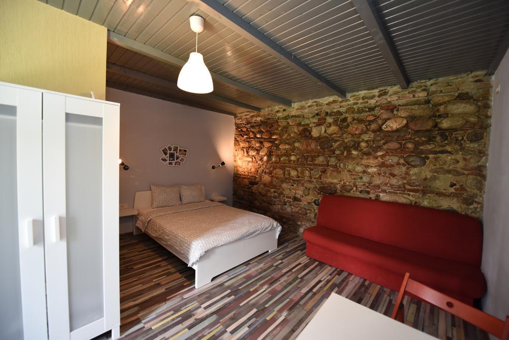 La Mosie Hotel Hateg Bagian luar foto